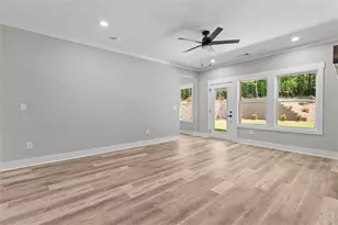 10041 Lakeview Pkwy, Villa Rica, GA 30180 - Photo 14