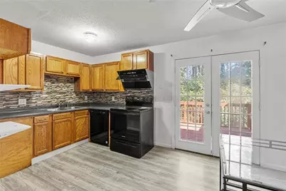 3882 Parklane Drive, Clarkston, GA 30021 - Photo 8