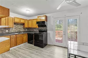 3882 Parklane Dr, Clarkston, GA 30021 - Photo 8