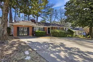 2379 N Decatur Road N, Decatur, GA 30033 - Photo 2