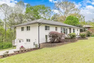 2396 Elmwood Cir SE, Smyrna, GA 30080 - Photo 4