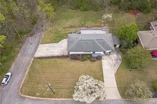 2396 Elmwood Cir SE, Smyrna, GA 30080 - Photo 60