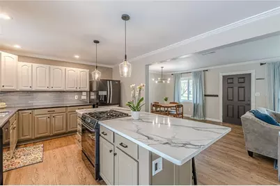 2396 Elmwood Circle SE, Smyrna, GA 30339 - Photo 12