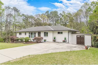 2396 Elmwood Circle SE, Smyrna, GA 30339 - Photo 6