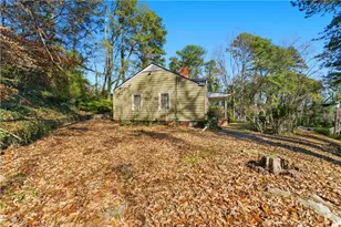 914 Edwin St NW, Atlanta, GA 30318 - Photo 2