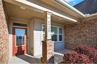 6928 Manchester Drive, Flowery Branch, GA 30542 - Photo 4