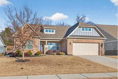 6928 Manchester Drive, Flowery Branch, GA 30542 - Photo 2