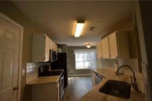 701 Coventry Township Ln, Marietta, GA 30062 - Photo 8