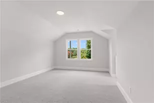 10025 Ruppel Ln, Johns Creek, GA 30005 - Photo 20