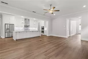 10025 Ruppel Ln, Johns Creek, GA 30005 - Photo 6