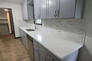 1758 Eric Cir, Lawrenceville, GA 30043 - Photo 2