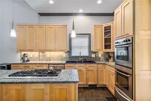 33 Cliftwood Dr, Atlanta, GA 30328 - Photo 14