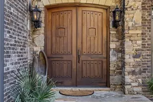 33 Cliftwood Dr, Atlanta, GA 30328 - Photo 4