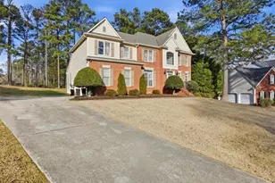 9130 Woodleaf Dr, Jonesboro, GA 30236 - Photo 4