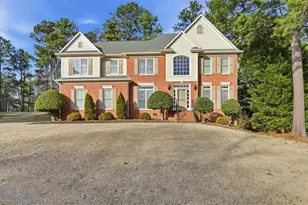 9130 Woodleaf Dr, Jonesboro, GA 30236 - Photo 2