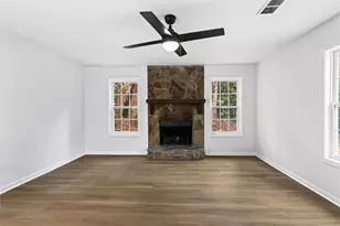 194 Timber Creek Ln SW, Marietta, GA 30060 - Photo 14