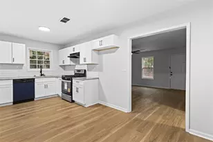 194 Timber Creek Ln SW, Marietta, GA 30060 - Photo 16