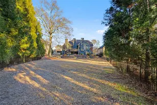 2470 China Berry Ln, Powder Springs, GA 30127 - Photo 10