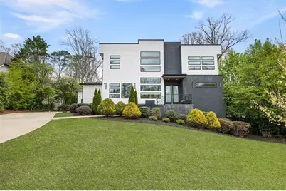 1546 Windsor Parkway NE, Brookhaven, GA 30319 - Photo 2