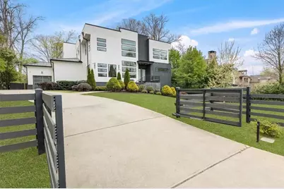 1546 Windsor Parkway NE, Brookhaven, GA 30319 - Photo 1