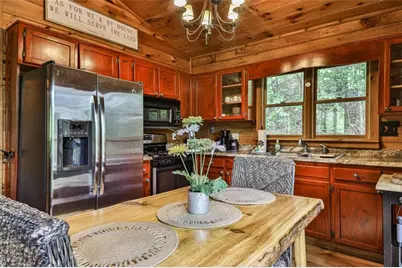 137 Little Beaver Drive, Cherrylog, GA 30522 - Photo 2