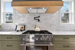 1138 Janes Ln NE, Atlanta, GA 30324 - Photo 10