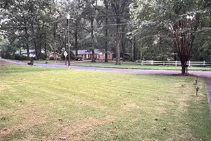 3629 Embry Cir, Atlanta, GA 30341 - Photo 16