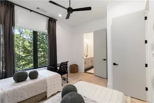 2824 Ashford Rd NE, Brookhaven, GA 30319 - Photo 26