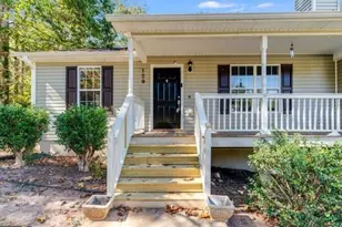 139 Clover Ct, Temple, GA 30179 - Photo 2