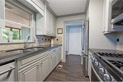 243 Hurt Drive SE, Smyrna, GA 30082 - Photo 12