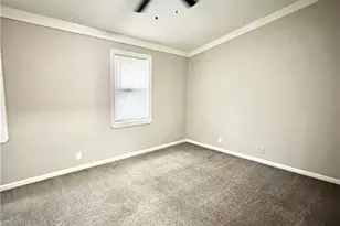 337 Bradley Woods Ct NW, Lilburn, GA 30047 - Photo 8