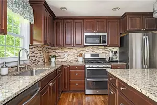 4326 Halifax Terrace NE, Roswell, GA 30075 - Photo 16