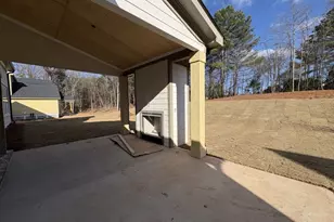 4520 Greyson Manor Dr, Cumming, GA 30041 - Photo 2