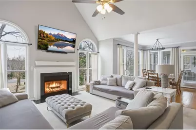 200 Mayglen Court, Woodstock, GA 30189 - Photo 8