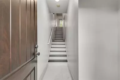 3371 Dogwood Dr #150, Hapeville, GA 30354 - Photo 8