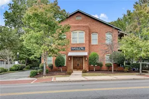 3371 Dogwood Dr, Hapeville, GA 30354 - Photo 2