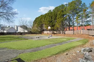 1346 Yorkshire Ln, Woodstock, GA 30188 - Photo 32