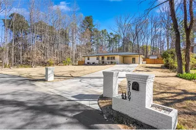 5109 Dogwood Hills Drive, Sugar Hill, GA 30518 - Photo 1