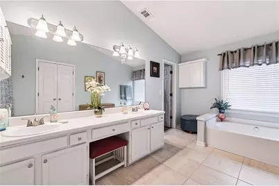 914 Wenham Lane, Lawrenceville, GA 30044 - Photo 18