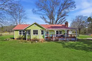 214 Horseshoe Cir, Rockmart, GA 30153 - Photo 1