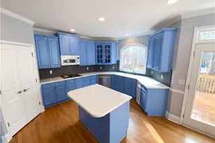 1211 Olive Ct, Canton, GA 30115 - Photo 2