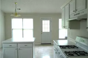 301 Yarbrough Ct, Dacula, GA 30019 - Photo 4