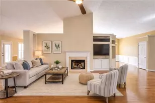 1705 Prospect Creek Dr, Lawrenceville, GA 30043 - Photo 2