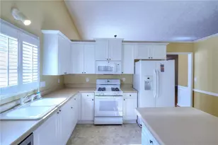 1705 Prospect Creek Dr, Lawrenceville, GA 30043 - Photo 10