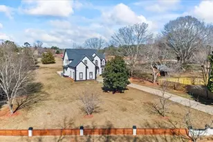 3955 Pucketts Rd, Snellville, GA 30039 - Photo 44