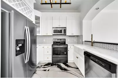 3445 Stratford Road NE #805, Atlanta, GA 30326 - Photo 6