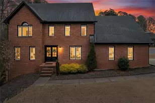 2052 Sanderlings Dr NW, Kennesaw, GA 30152 - Photo 2