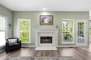 385 Oak Springs Dr, Lawrenceville, GA 30043 - Photo 20