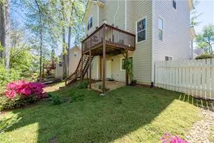 385 Oak Springs Dr, Lawrenceville, GA 30043 - Photo 38