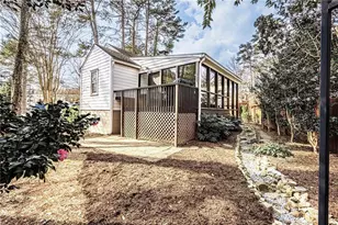 205 Old Ivy Rd NE, Atlanta, GA 30342 - Photo 4